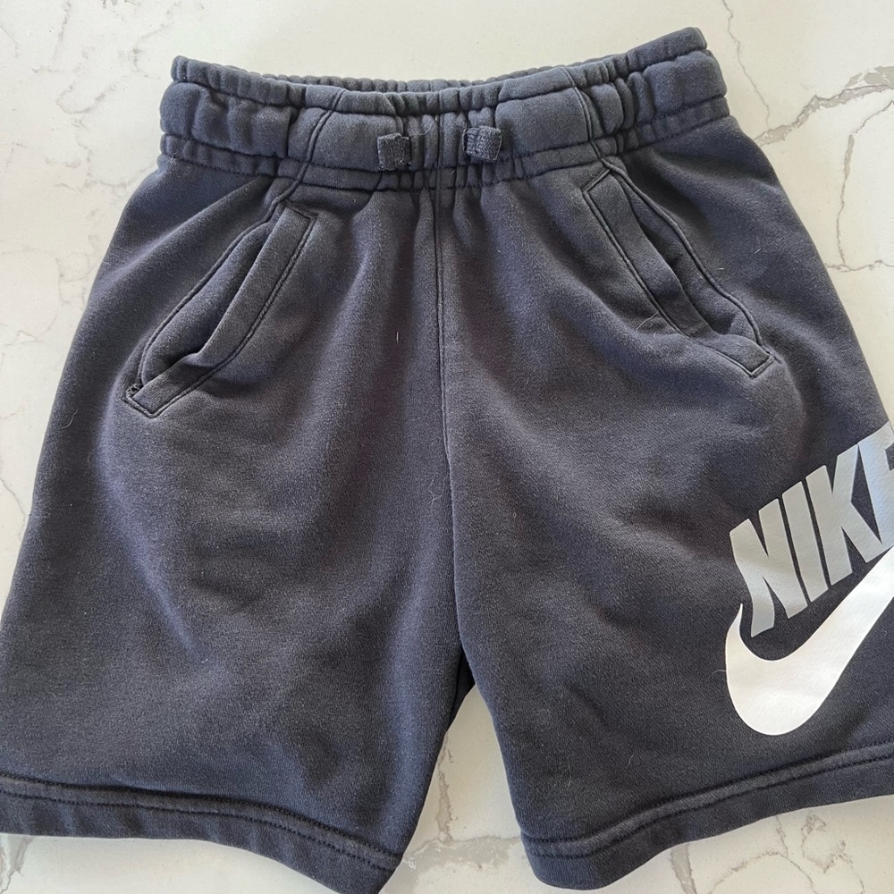Excellent Condition Nike fleece black shorts